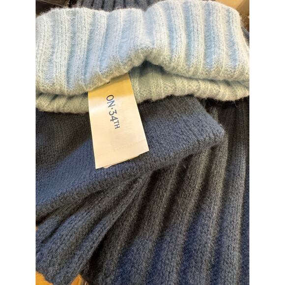 2 PC Super Soft Scarf & Beanie Set New with tags - Picture 2 of 4